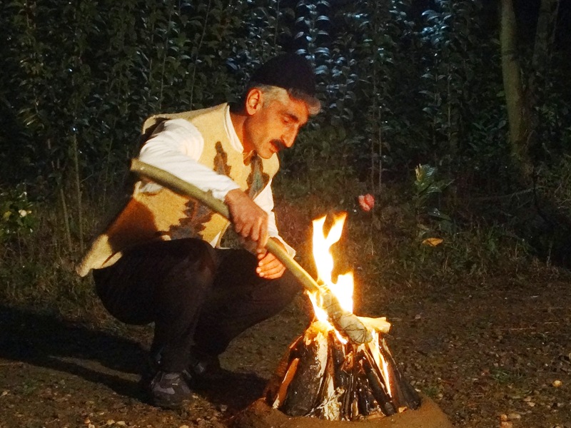 lighting up bone fire for Chaharshanbe suri festival