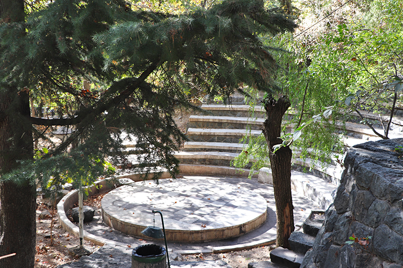 jamshidiyeh park at north of Tehran