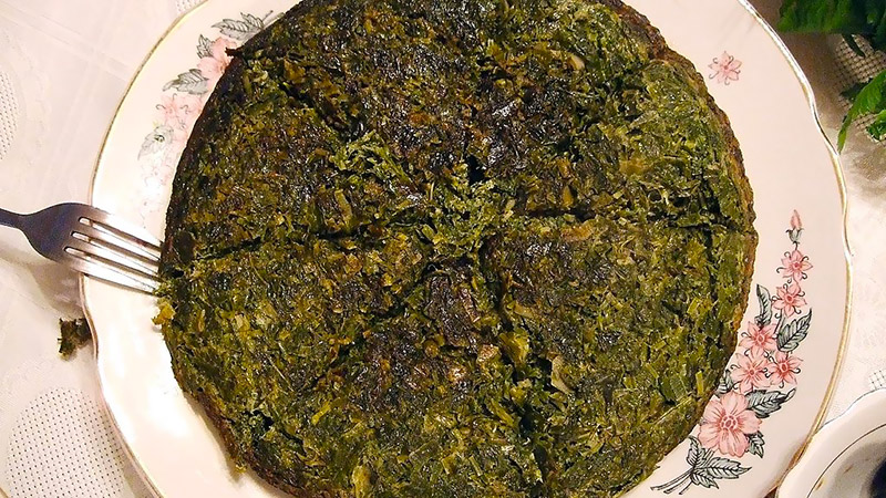 Kookoo Sabzi, Persian vegetarian meal