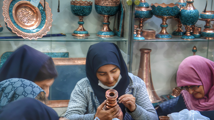 Isfahan handicrafts workshop in Bazaar