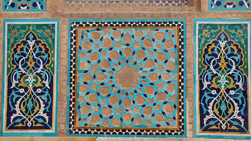 moarraq tile seramic of yazd jame mosque