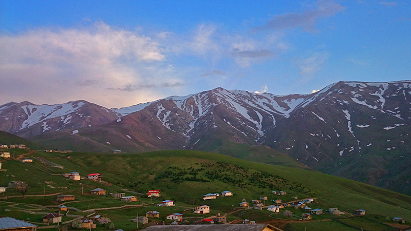 somamus peak gilan iran