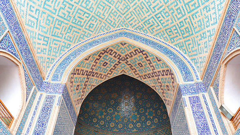 moarraq tiles of yazd jame mosque